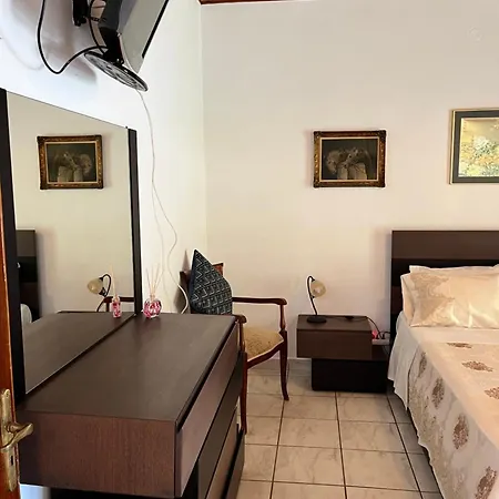 Poseidon Beach Bar & Restaurant Apartment Paleokastritsa