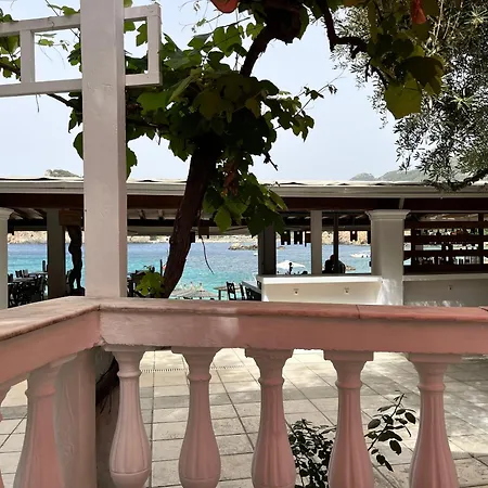 Apartment Poseidon Beach Bar & Restaurant